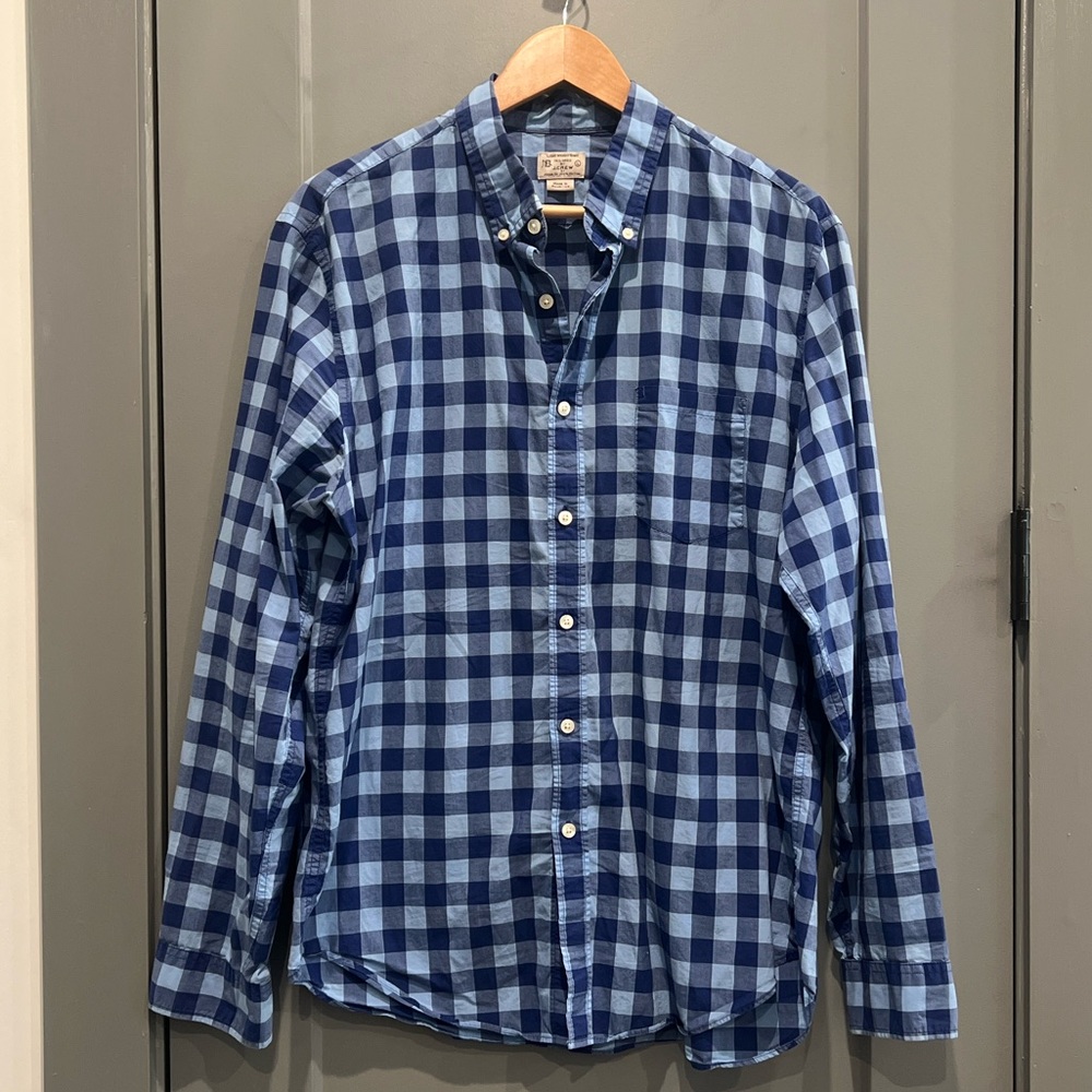 🌟 3/$25 Jcrew blue checkered button up long sleeve shirt